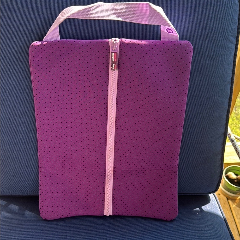 Weight Watchers Purple and Pink Laptop Bag with Modern Design